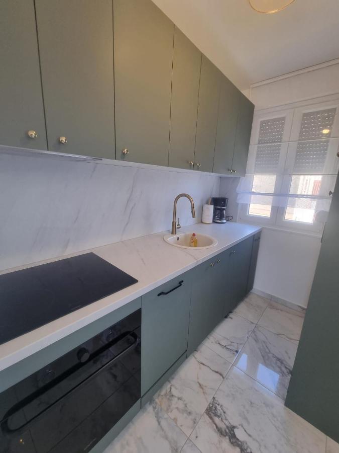 Apartment With View On City Marine ザダル エクステリア 写真